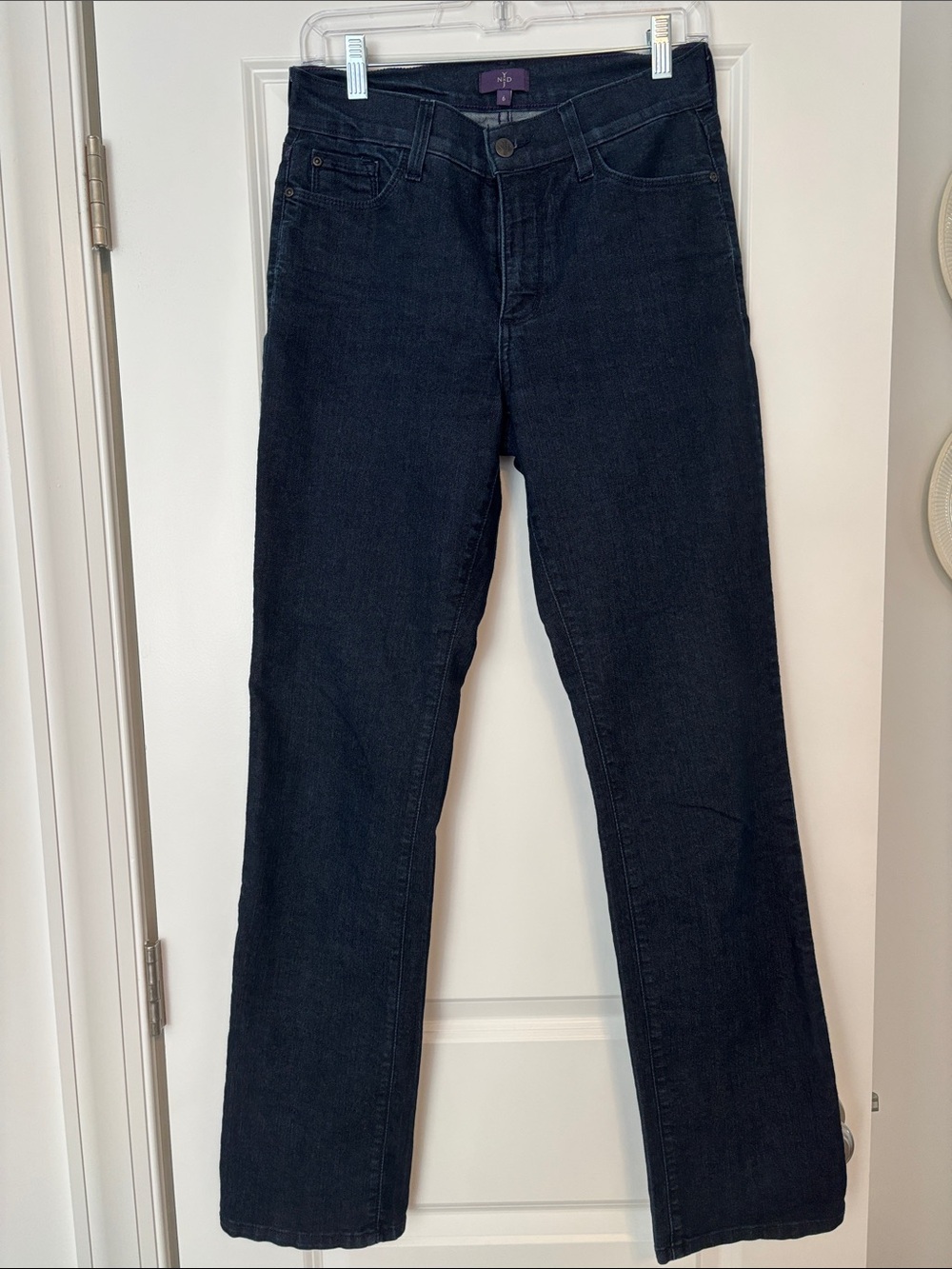 NYDJ Straight Leg Jeans in Dark Indigo Black